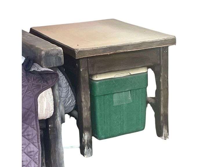 2 End Tables 20x28x20 Inches image
