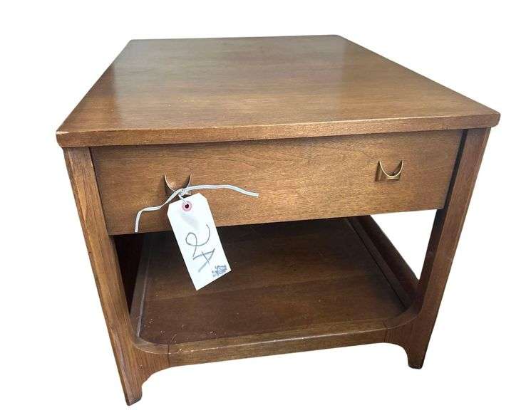 Broyhill Premier Brasilia Collection - Chairside Table - Catalog No. 6150-09 - 22" x 28" x 20" - No Paperwork image