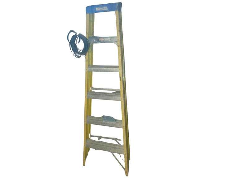 6ft Step Ladder image