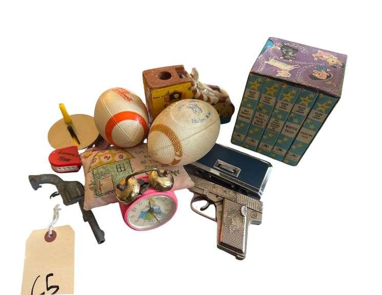 Vintage Toy Lot image