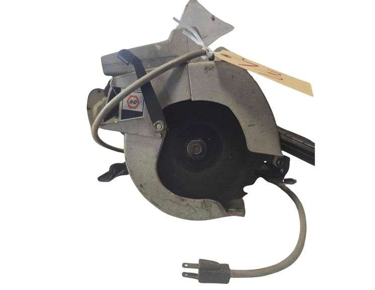 Circular Saw image