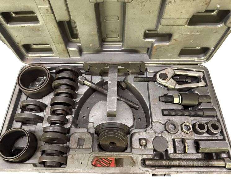 Hub Tamer FWD Wheel Bearing Tool Set image