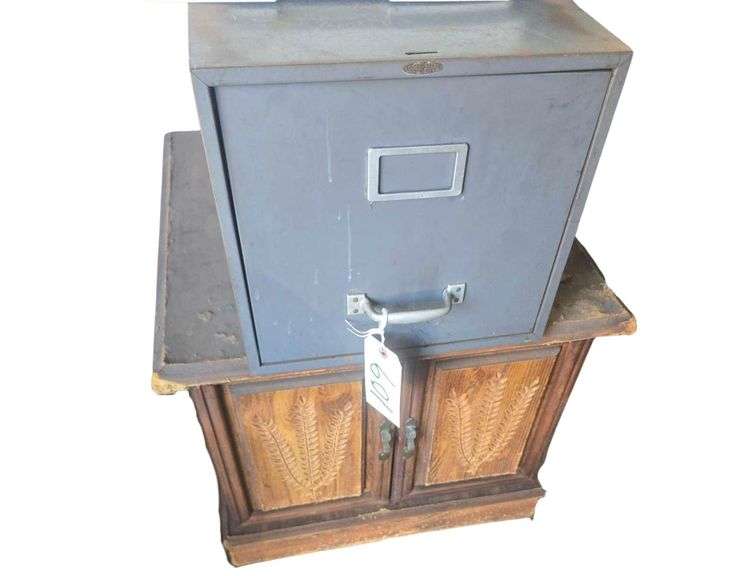 20" H Vintage End Table - One Drawer Storage Cabinet image