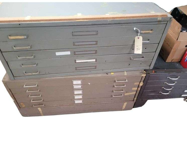 40" W Storade Tables image