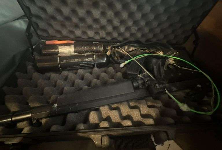 Tippman 98 Custom Paintball Gun Outfit image