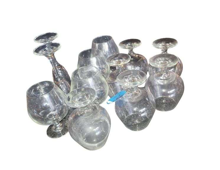 Drinking Glasses 6" image