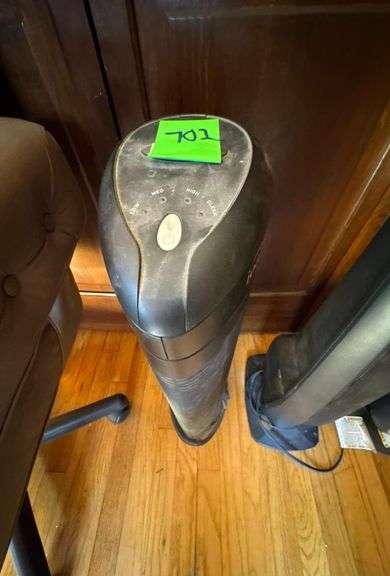 Upright Oscillating Heater image