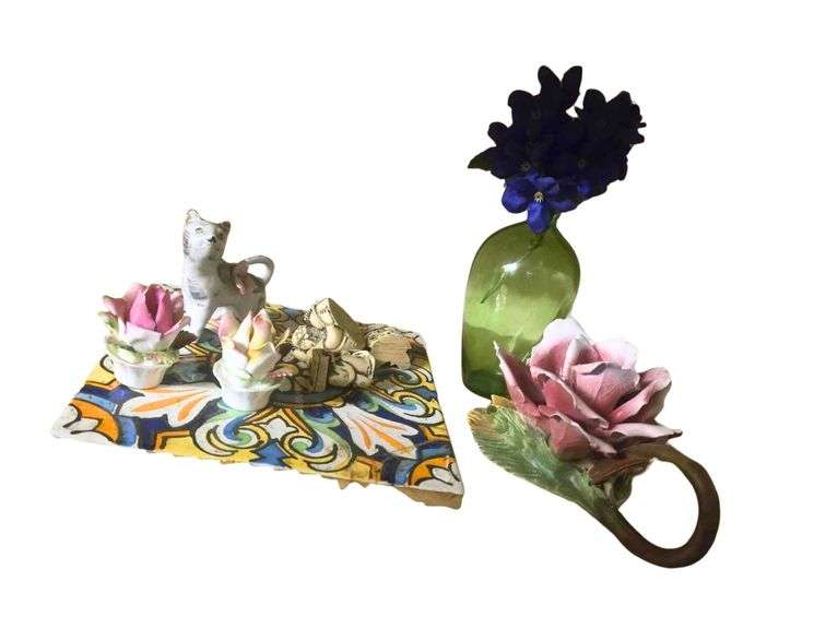 Various Vintage Collectibles image