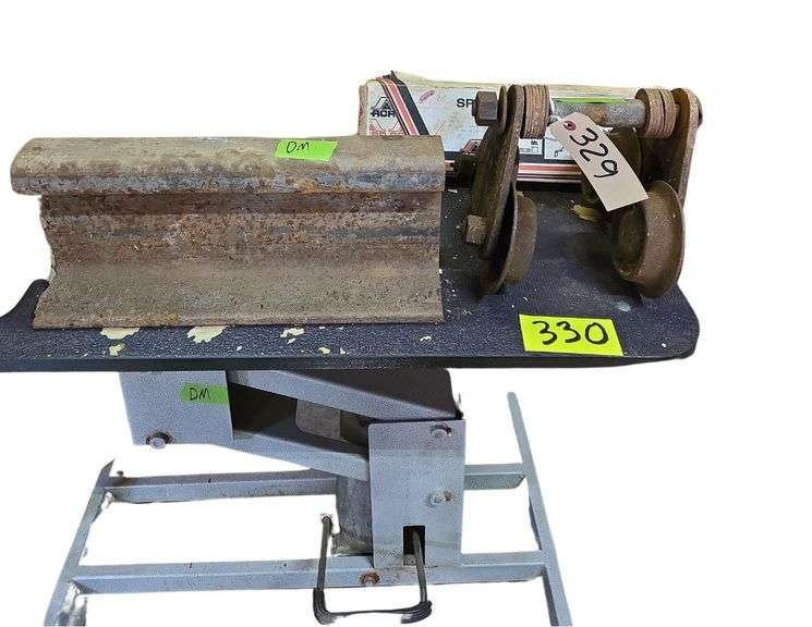 Hoist Holder for I-Beam, HomeMade Anvil image