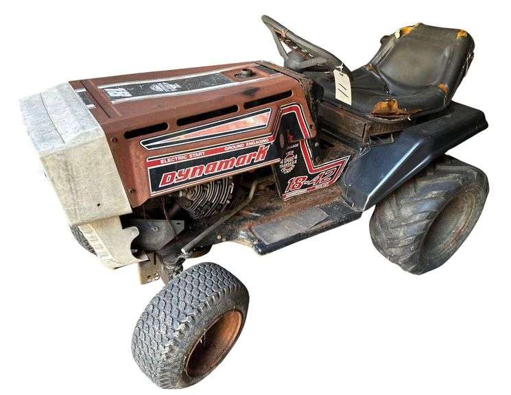 Dynamark 1842 Lawn Tractor - Model 5182-0400 - Needs Fixed image