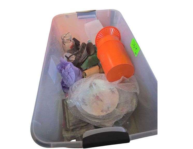 Various Vintage and Other Household Items image