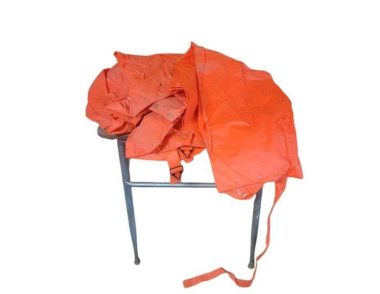 Vintage Desk 30' - Plastic Rain Gear image