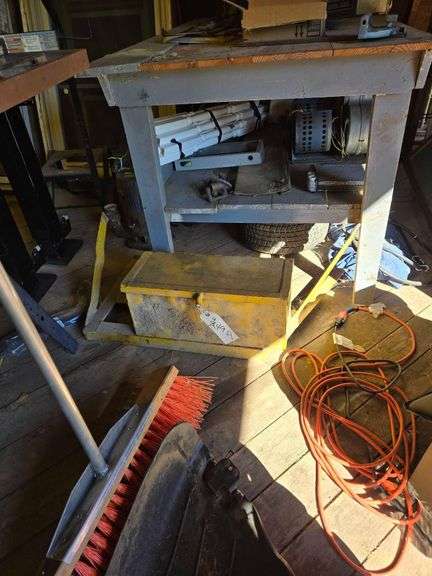 Metal Tool Chest 20" x 9" x 9" Contents Included image