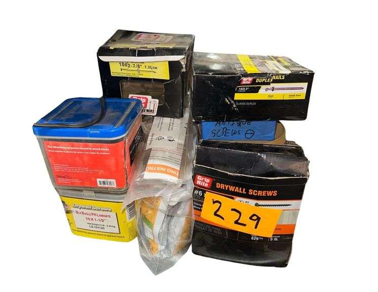 Large screw Assortment image