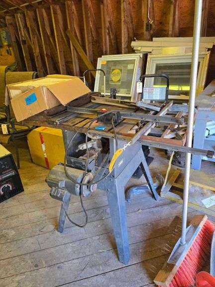 Sears Craftsman Table Saw with Accessories image