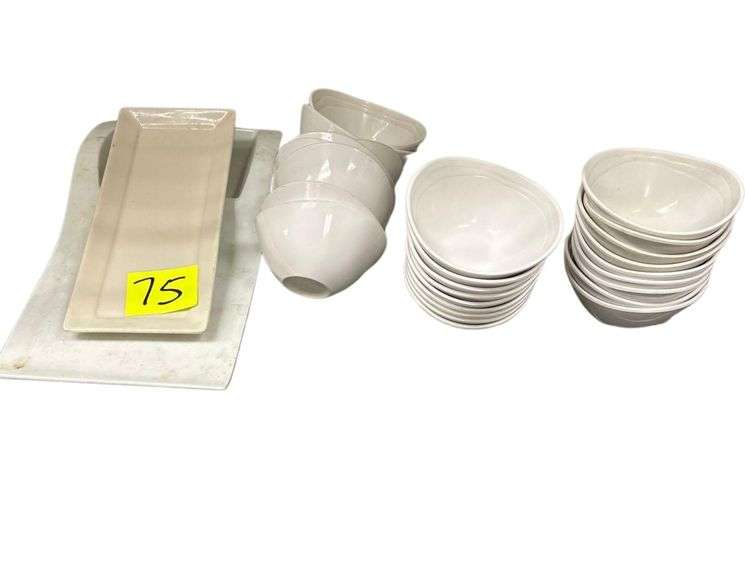 Melamine Bowls - Trays 5” Diameter image