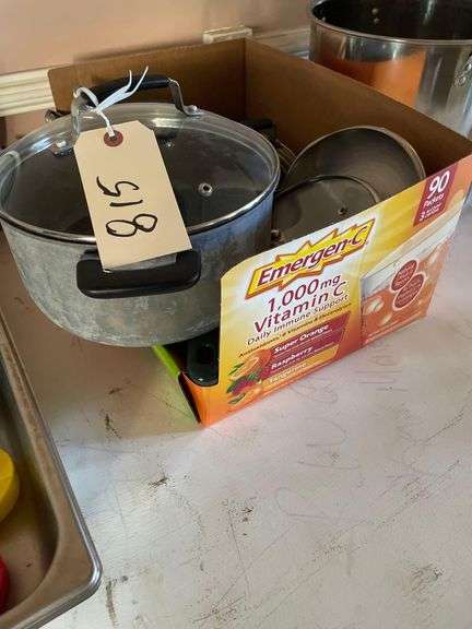 2 Pots and 3 Frying Pans image