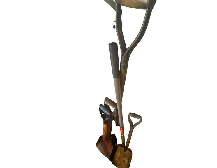 6 Flat Shovels image