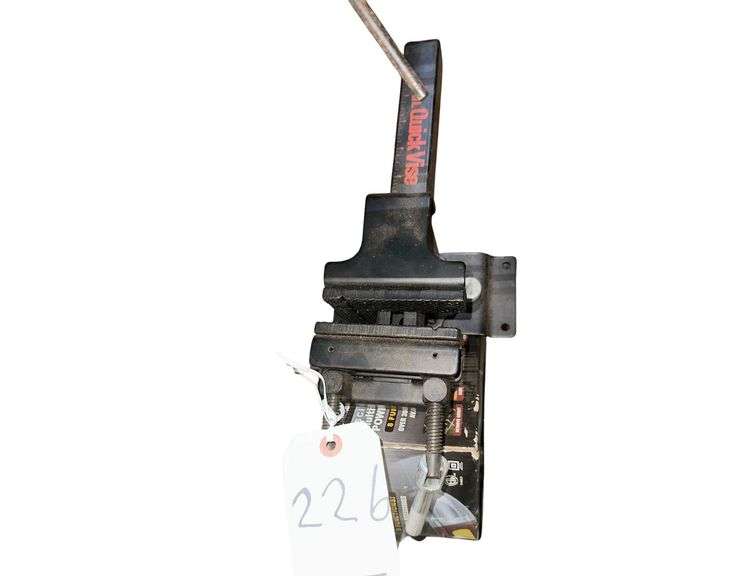 Chicago Electric Oscillator Tool - 7 in. Vise image