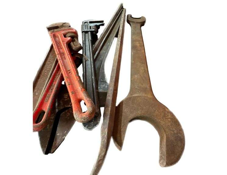 Crowbars- Wrenches image