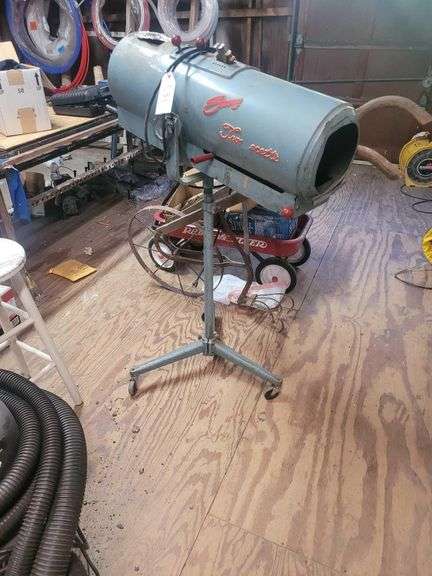 Vintage Strong Trouperette Stage Spotlight image