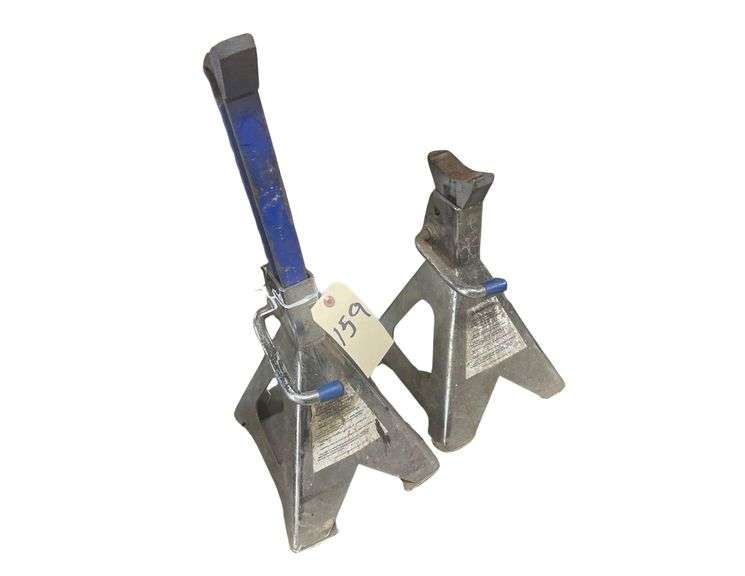 Set of Jack Stands from 15 Up to 24 Inches image