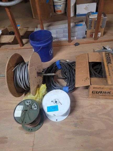 Electric Wire & Wire Sleeves image