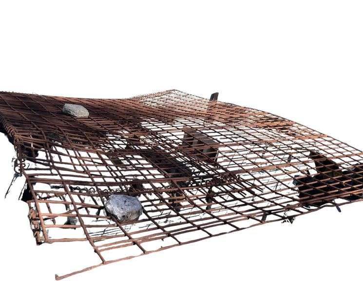 Wire Mesh Screen 8ft.x76 Inches with 2 Smaller Pieces image