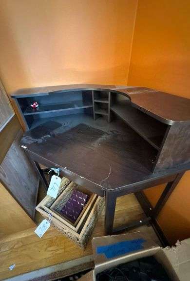 Corner Desk w/ Credenza - Approx 40" Width image