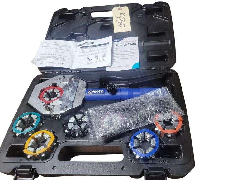 Manual Hydraulic Hose Crimper image