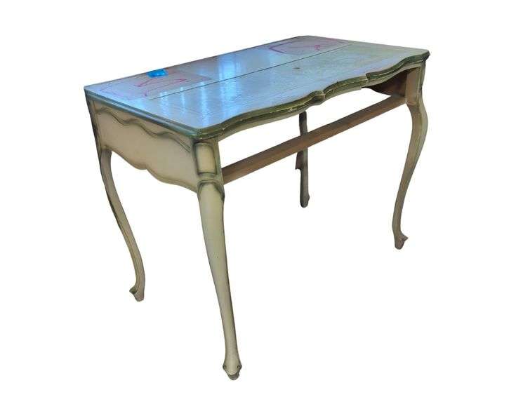 French Provincial Makeup Presser image