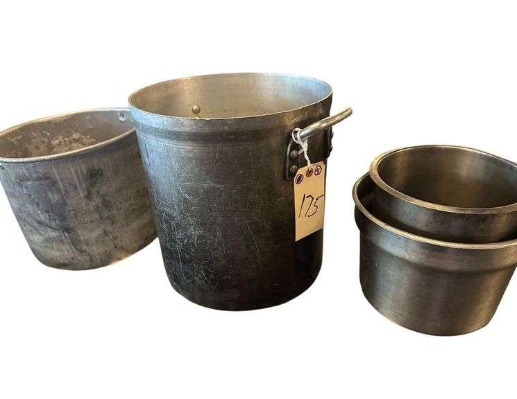 4 Large Pots image