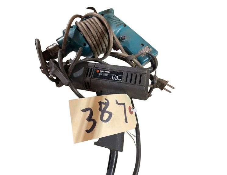 2 Electric Drills 3/8 " Black & Decker image