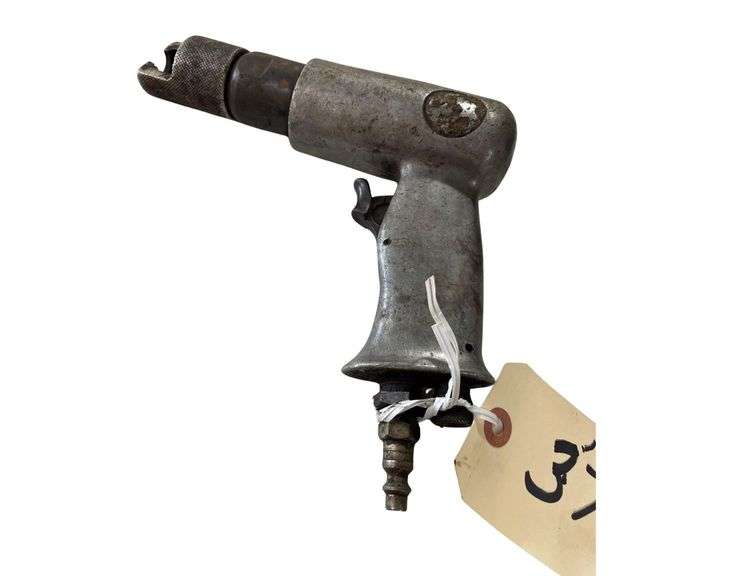 Pneumatic Wrench image