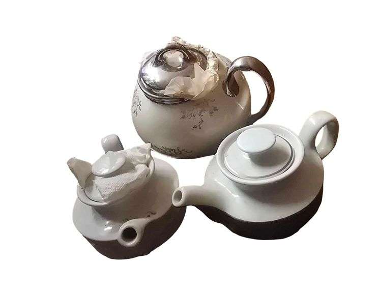 Vintage Collectible Mayer China Tea Pots image