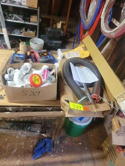 37' Blinds - Towel Rings - TP Holder & Various Hardware image