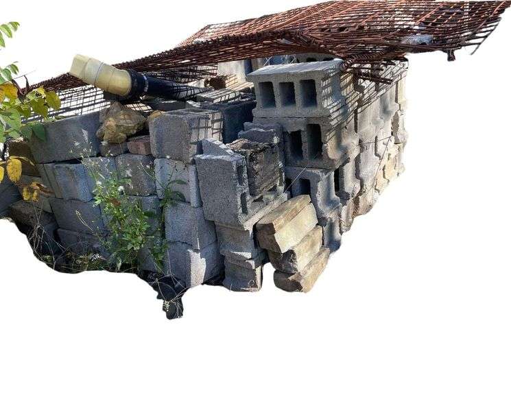 All Block and Brick Stone on Side of Garage image