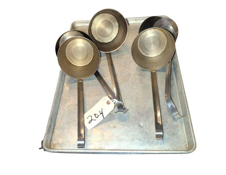 25 x 18 Tray, 5 Large Ladles. image