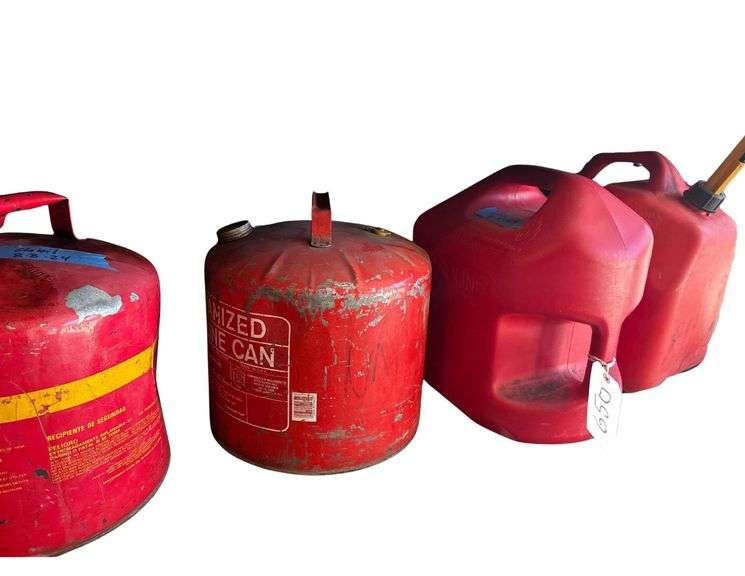 4 Gas Cans - 2 Metal - 2 Plastic image