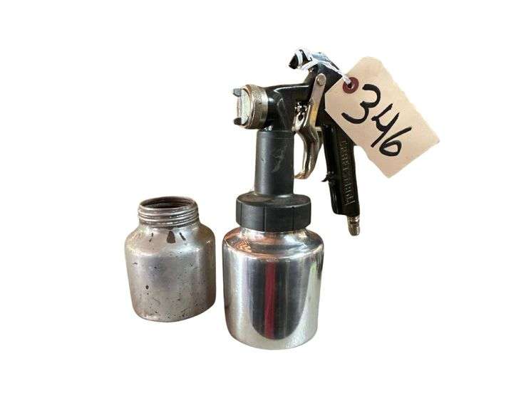 Craftsman Paint Gun With Accessories image