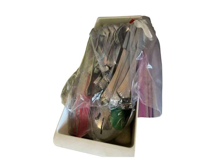 A Plastic Tray of Flat Ware image