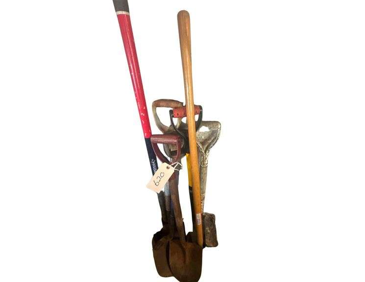 Spades - Flat Shovels - Hoe image
