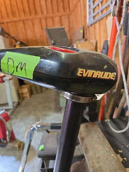 Evinrude Trolling Motor 12 V 44 lbs. Thrust image