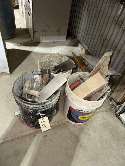 4 Buckets of Hand Trowels image