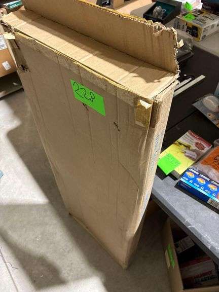 Single Tier Carton Stand 1ft1/2x4ft image