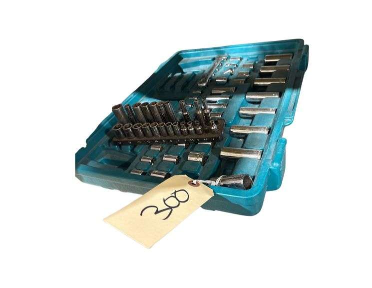 Makita Mechanics Tool Set & Assorted Sockets image
