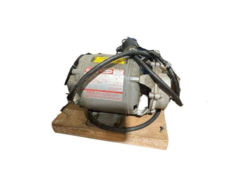 Dayton 1/4hp Pump image