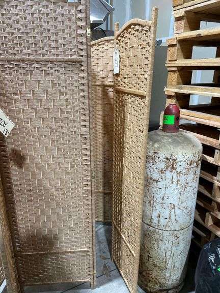 Ratan Privacy Screen 62"x67" image