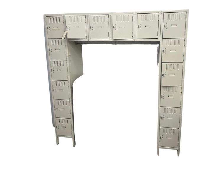 Locker Unit w/ Clothing Rack - 73" x 18" x 78" image