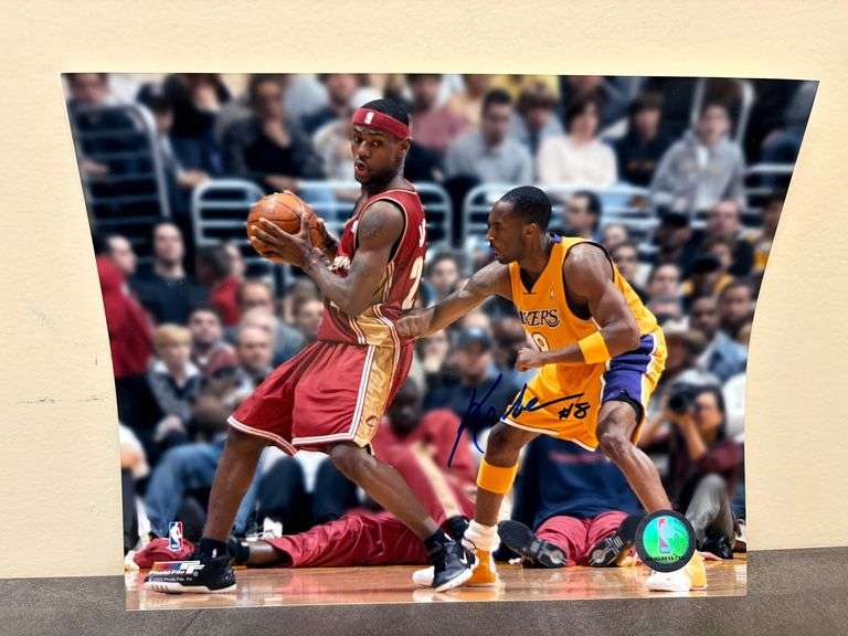 Kobe Bryant vs LeBron James Photo - 8"x10" - Old Tyme Sports COA image